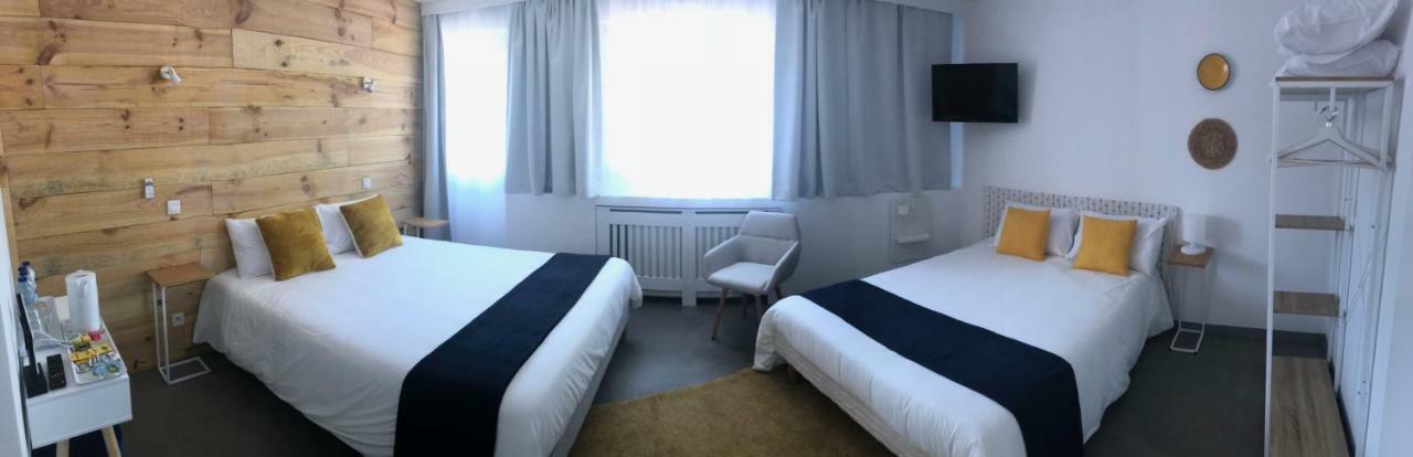 Hotel Du Lac D'Arjuzanx Esterno foto
